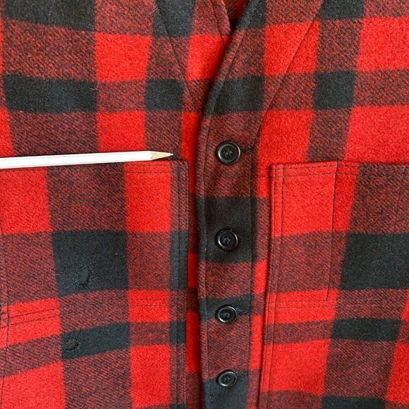 Mens Filson 100% wool Mackinaw red and black vest Size XL - Picture 9 of 11